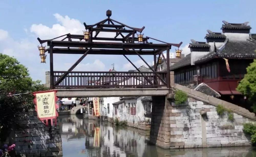 中行领导精神折磨员工，为什么要折磨她？游戏画面